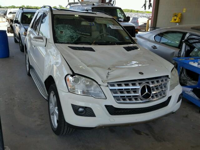 4JGBB8GB5AA531646 - 2010 MERCEDES-BENZ ML 350 4MA WHITE photo 1