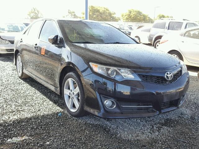 4T1BF1FK4EU437176 - 2014 TOYOTA CAMRY L/SE BLACK photo 1