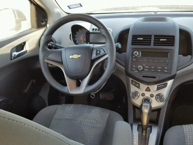 1G1JA5SHXD4103841 - 2013 CHEVROLET SONIC LS 灰色 照片 9