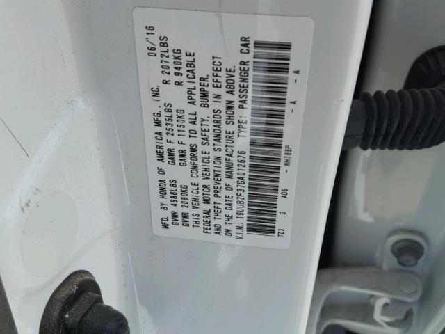 19UUB2F37GA012676 - 2016 ACURA TLX WHITE photo 10