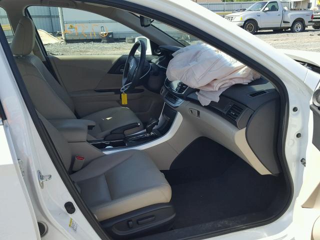 1HGCR3F86DA009157 - 2013 HONDA ACCORD EXL WHITE photo 5