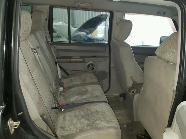1J8HG48K16C337644 - 2006 JEEP COMMANDER BLACK photo 6
