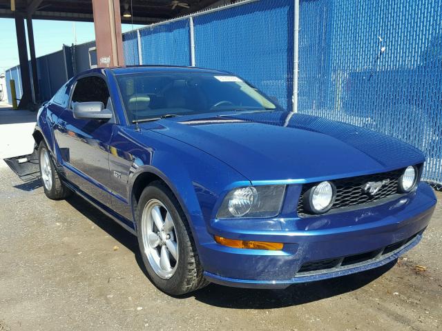 1ZVHT82H975277803 - 2007 FORD MUSTANG GT BLUE photo 1