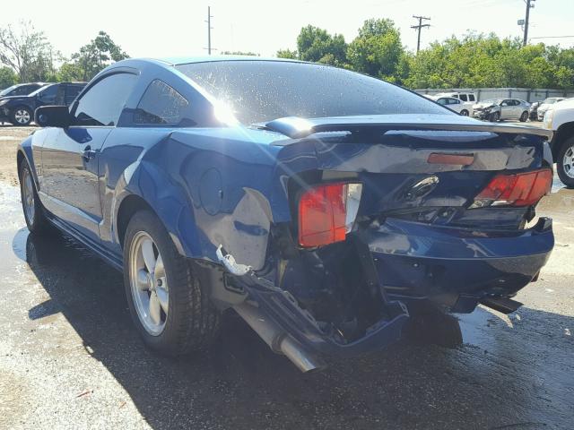 1ZVHT82H975277803 - 2007 FORD MUSTANG GT BLUE photo 3