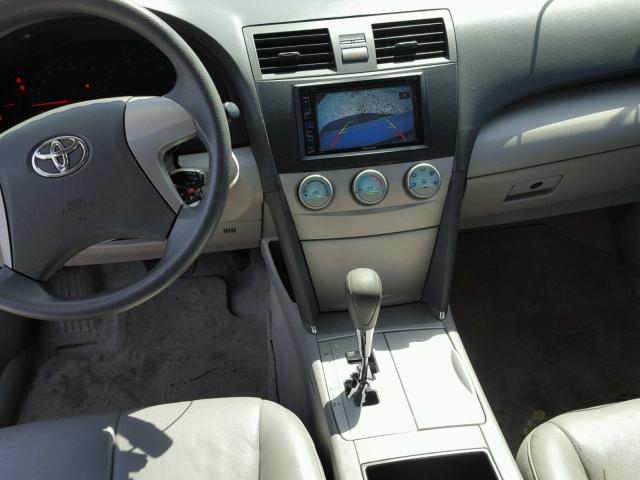 4T1BE46K57U048036 - 2007 TOYOTA CAMRY NEW SILVER photo 9