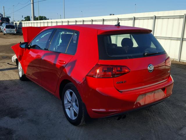 3VW117AU3HM002777 - 2017 VOLKSWAGEN GOLF S RED photo 3