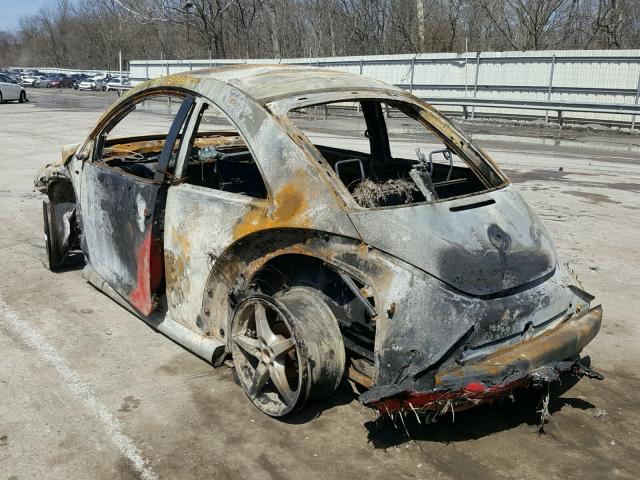 3VWBK21C52M450392 - 2002 VOLKSWAGEN NEW BEETLE 烧焦的 照片 3