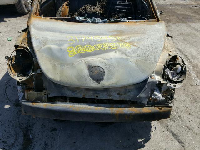 3VWBK21C52M450392 - 2002 VOLKSWAGEN NEW BEETLE 烧焦的 照片 7