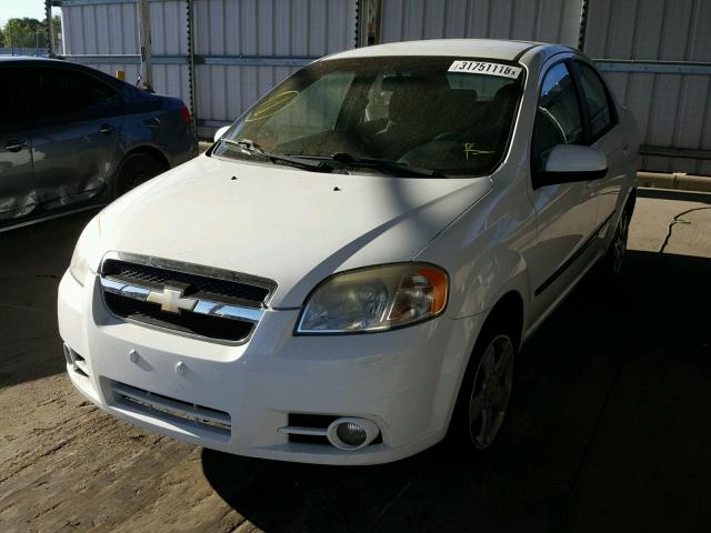 KL1TG5DE7BB240446 - 2011 CHEVROLET AVEO LT WHITE photo 2