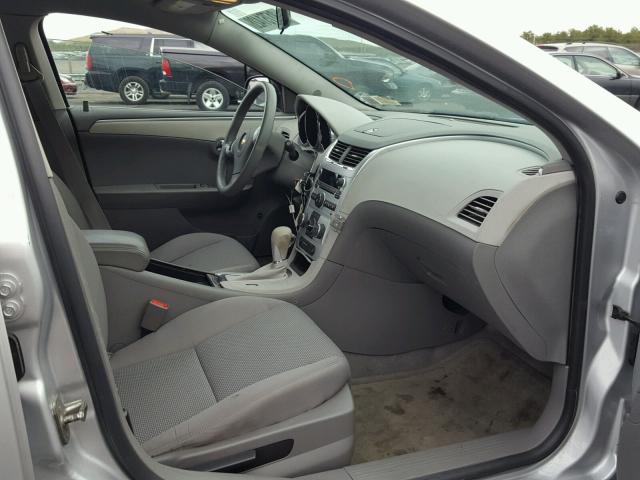 1G1ZA5EU4CF349458 - 2012 CHEVROLET MALIBU LS 银色 照片 5