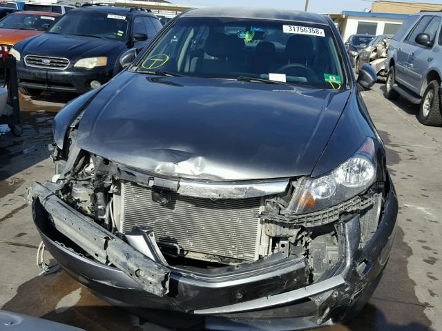 1HGCP2F47CA035178 - 2012 HONDA ACCORD LXP GRAY photo 9