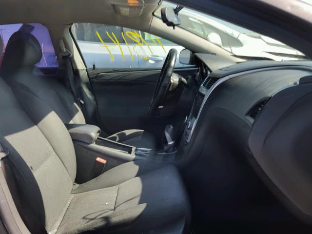 1G1ZC5E06A4164277 - 2010 CHEVROLET MALIBU 1LT GRAY photo 5