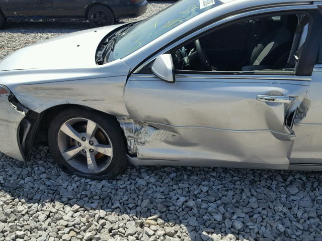1G1ZC5E03CF226094 - 2012 CHEVROLET MALIBU 1LT ვერცხლისფერი ფოტო 9