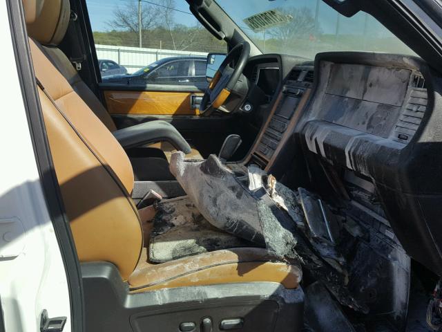 5LMJJ3J51DEL06154 - 2013 LINCOLN NAVIGATOR 白色 照片 5