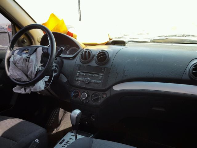 KL1TD5DE2AB111473 - 2010 CHEVROLET AVEO LS SILVER photo 9