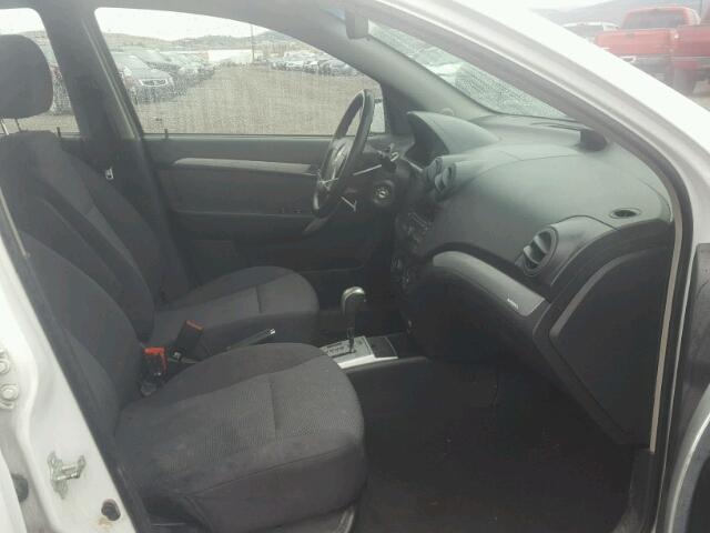 KL1TD5DE3BB219571 - 2011 CHEVROLET AVEO LS WHITE photo 5