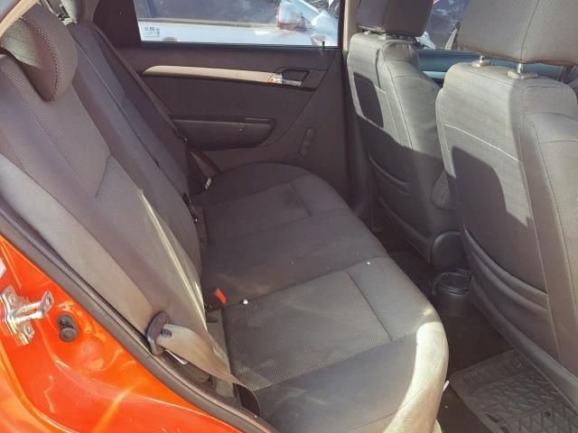 KL1TD56E29B335528 - 2009 CHEVROLET AVEO LS RED photo 6
