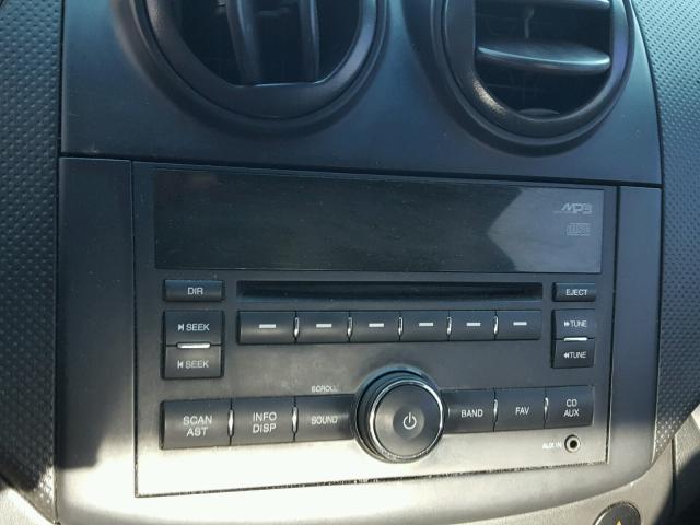 KL1TD56E29B335528 - 2009 CHEVROLET AVEO LS RED photo 9