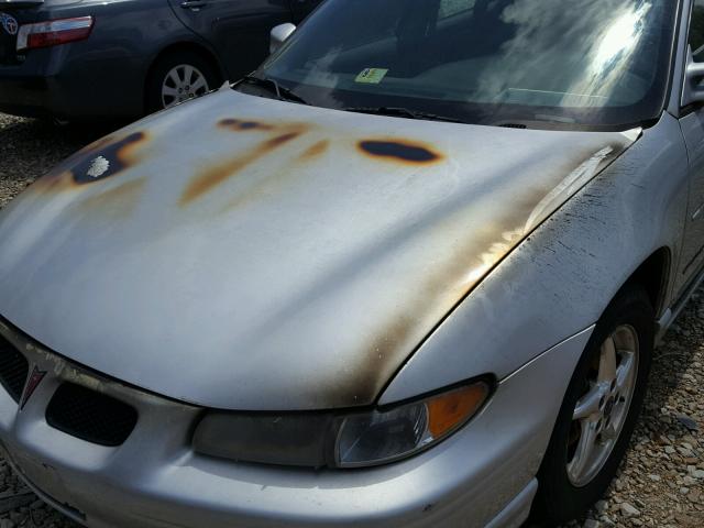 1G2WP52K22F292174 - 2002 PONTIAC GRAND PRIX SILVER photo 9