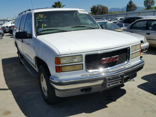 3GKFK16R1XG528768 - 1999 GMC SUBURBAN K WHITE photo 1