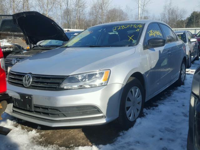 3VW2K7AJ9FM322335 - 2015 VOLKSWAGEN JETTA BASE 银色 照片 2
