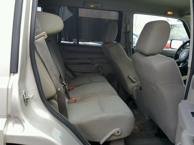 1J8HG48K37C689920 - 2007 JEEP COMMANDER SILVER photo 6