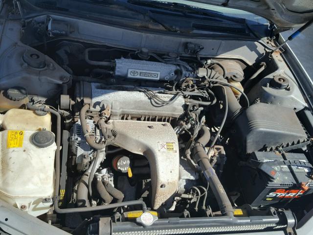 JT2SK11E3N0067839 - 1992 TOYOTA CAMRY DLX SILVER photo 7