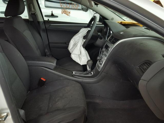 1G1ZC5E07CF350949 - 2012 CHEVROLET MALIBU 1LT 银色 照片 5