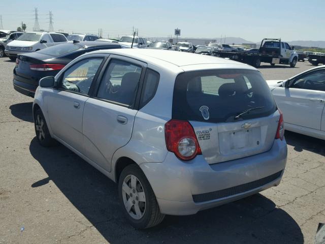 KL1TD66E79B315703 - 2009 CHEVROLET AVEO LS SILVER photo 3