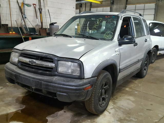 2CNBJ734716928549 - 2001 CHEVROLET TRACKER ZR SILVER photo 2