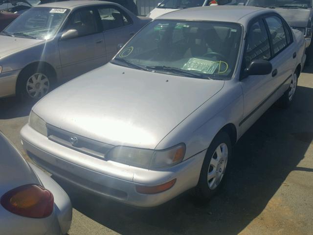 JT2AE09B9R0070158 - 1994 TOYOTA COROLLA LE SILVER photo 2