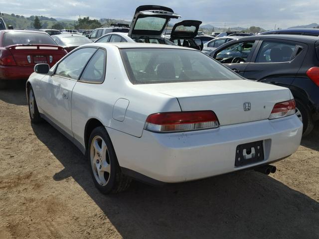 JHMBB6242WC008225 - 1998 HONDA PRELUDE WHITE photo 3