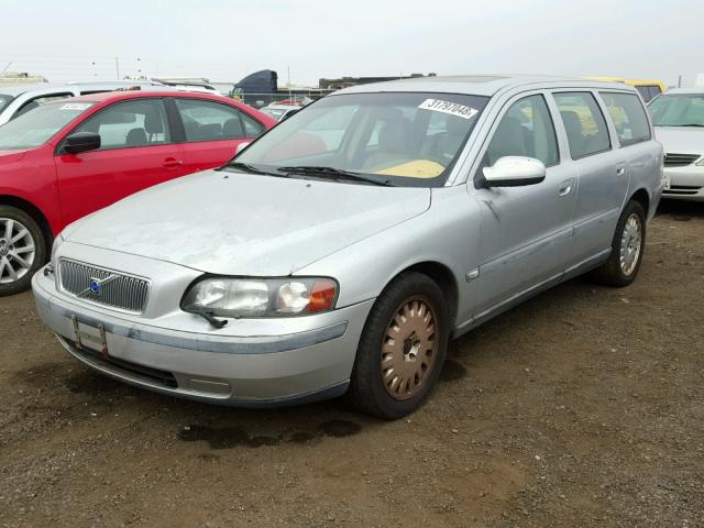 YV1SW61R512095100 - 2001 VOLVO V70 SILVER photo 2