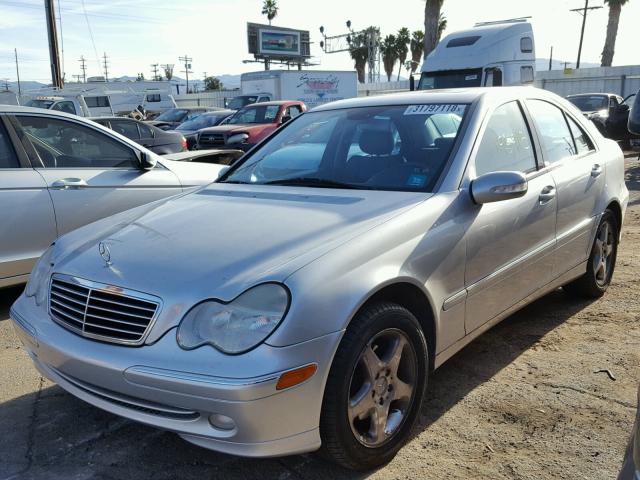 WDBRF61JX1F037084 - 2001 MERCEDES-BENZ C240 SILVER photo 2