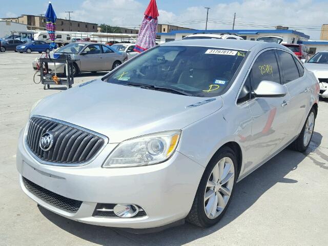 1G4PR5SK7D4104687 - 2013 BUICK VERANO SILVER photo 2