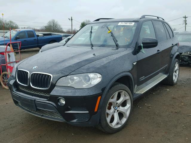 5UXZV4C59CL991997 - 2012 BMW X5 XDRIVE3 BLACK photo 2