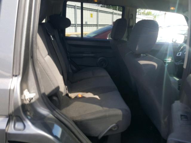 1J8HG48KX8C135243 - 2008 JEEP COMMANDER GRAY photo 6