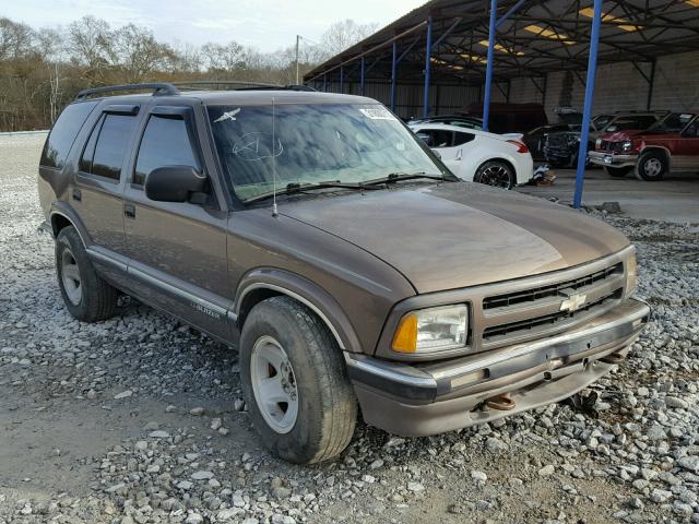 1GNDT13W8V2133431 - 1997 CHEVROLET BLAZER BROWN photo 1