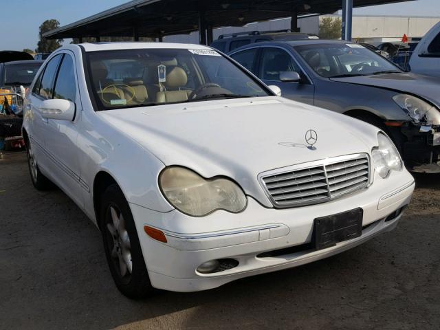 WDBRF61J61F078120 - 2001 MERCEDES-BENZ C240 WHITE photo 1