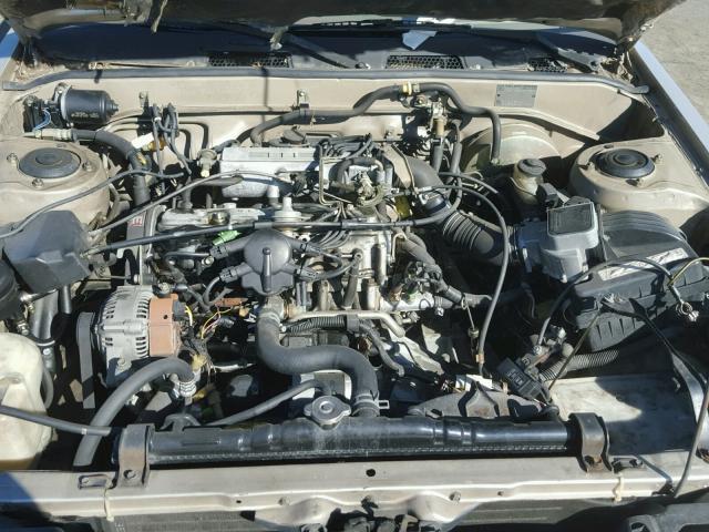 JT2SV12E2F0311567 - 1985 TOYOTA CAMRY DLX SILVER photo 7