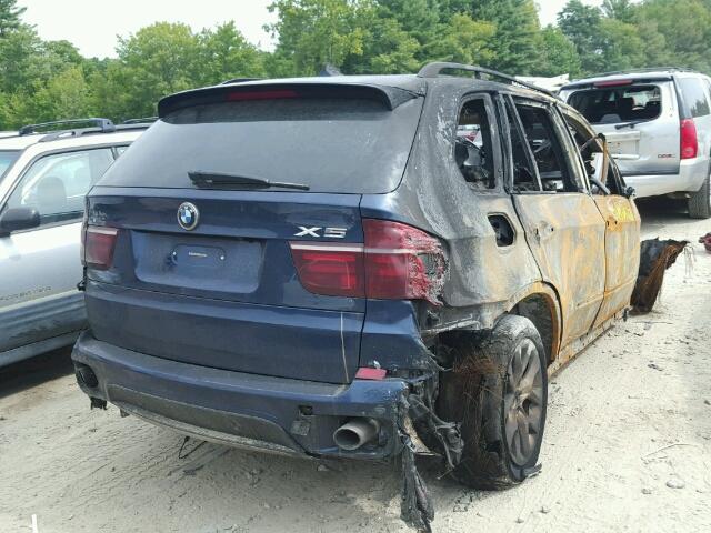5UXZV4C59BL408634 - 2011 BMW X5 XDRIVE3 BLUE photo 4