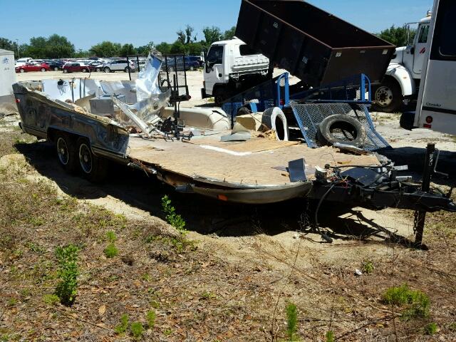 1STGEAJ26JJ506239 - 1988 AIRS EXCELLA ვერცხლისფერი ფოტო 1