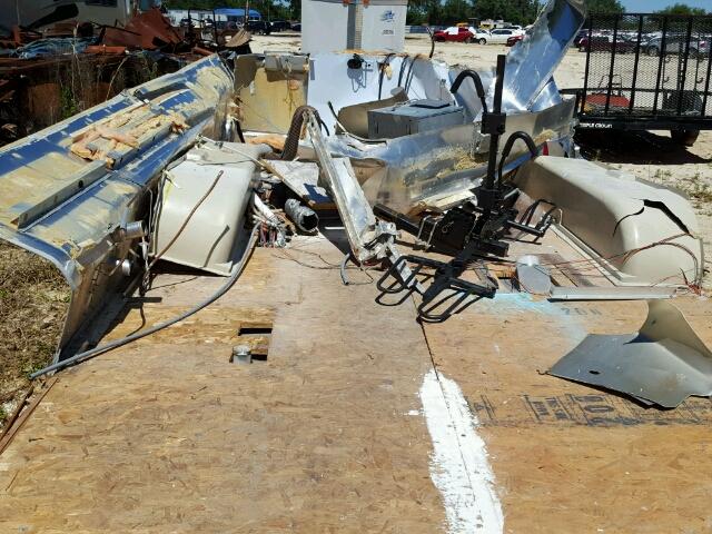 1STGEAJ26JJ506239 - 1988 AIRS EXCELLA ვერცხლისფერი ფოტო 6