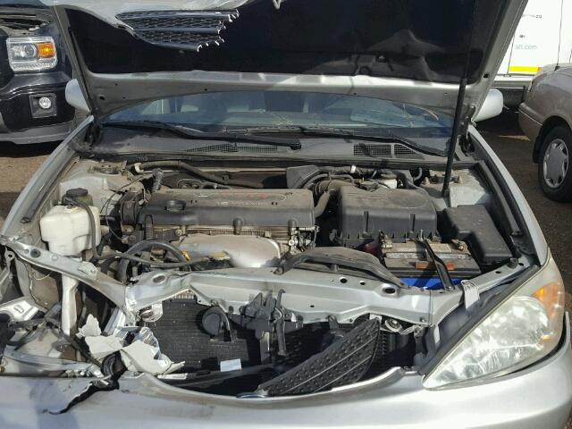 4T1BE32K13U776821 - 2003 TOYOTA CAMRY LE 灰色 照片 7
