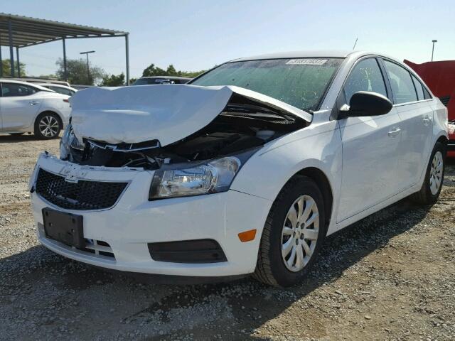 1G1PC5SH7B7248982 - 2011 CHEVROLET CRUZE LS WHITE photo 2