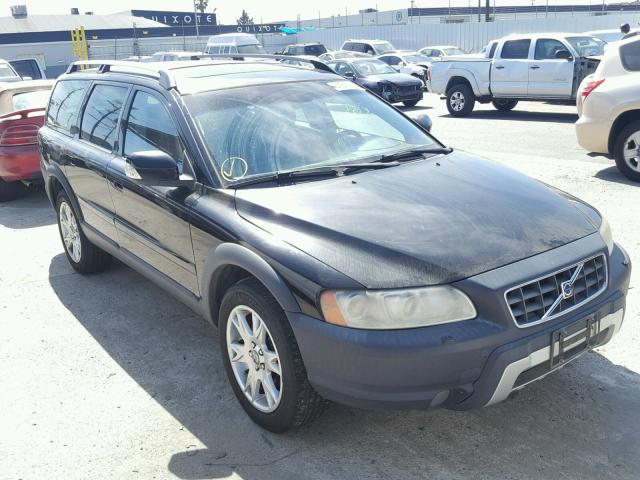 YV4SZ592671271565 - 2007 VOLVO XC70 BLACK photo 1