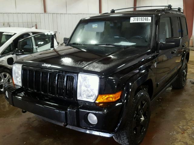 1J8HG48K56C123885 - 2006 JEEP COMMANDER BLACK photo 2