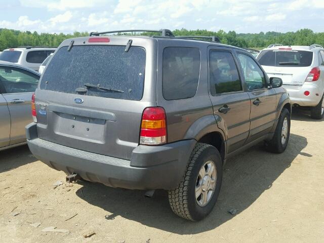 1FMYU93104KA29908 - 2004 FORD ESCAPE XLT GRAY photo 4