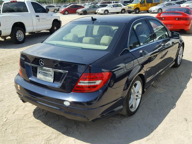 WDDGF4HBXCR211755 - 2012 MERCEDES-BENZ C 250 BLUE photo 4