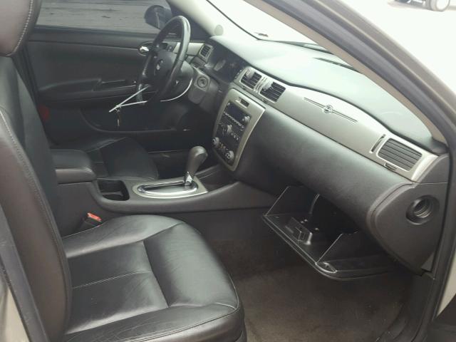 2G1WD58C889173740 - 2008 CHEVROLET IMPALA SUP 棕色 照片 5